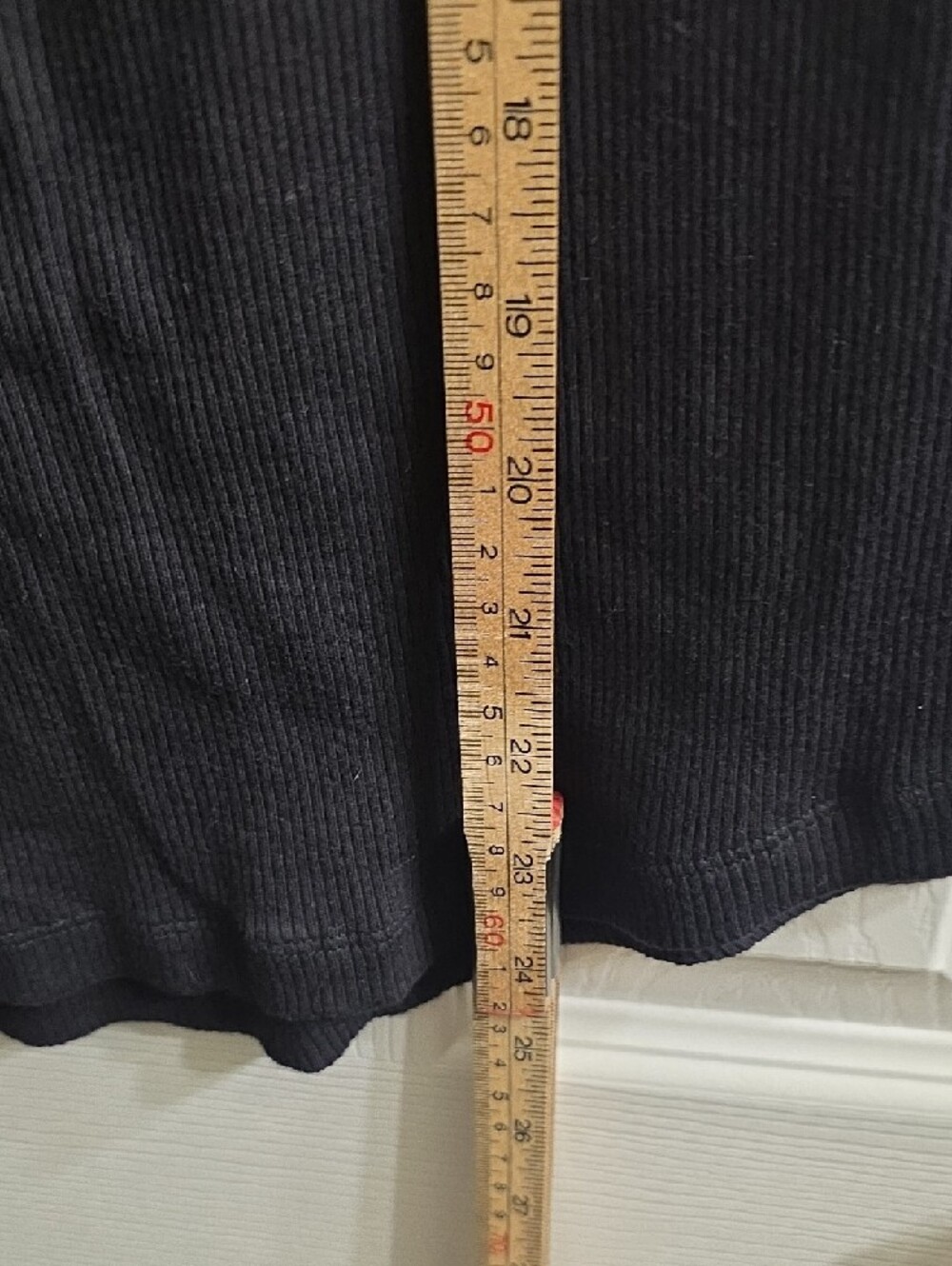 attention Black Ruffle-Front Ribbed Tank Size M - Picture 6 of 8